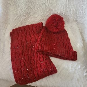 Matching set , knitted scarf and hat.